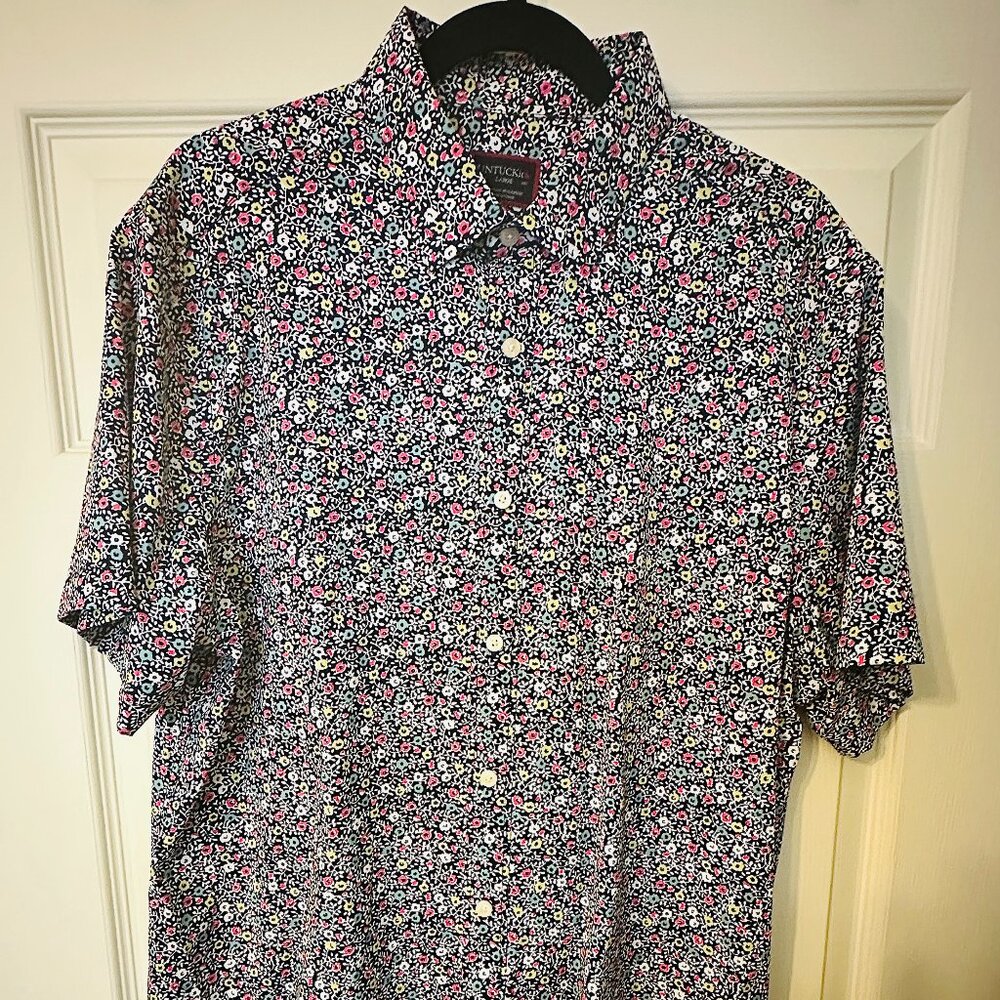 Untuckit short sleeve/button down shirt - small floral print (L)